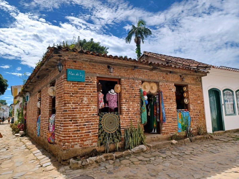 Tourist shop