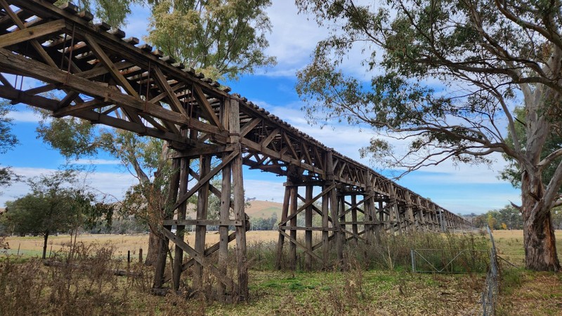 Historic bridge at Gundagai