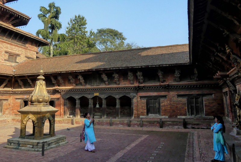 Back to Kathmandu – but not to Thamel