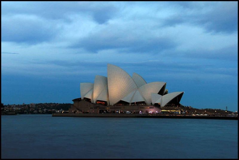Sydney Opera House - Photo 1