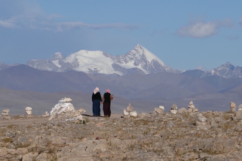 Locals on the route, it was hard work walking