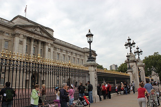 Buckingham Palace - Photo 1