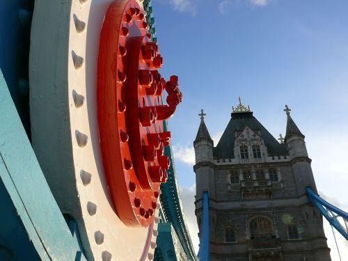 Tower Bridge - Photo 1