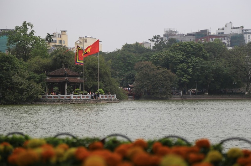 Hoan Kiem Lake - Photo 1