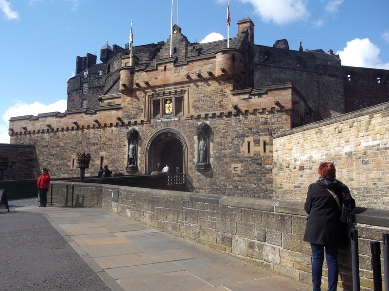 Edinburgh Castle - Photo 1