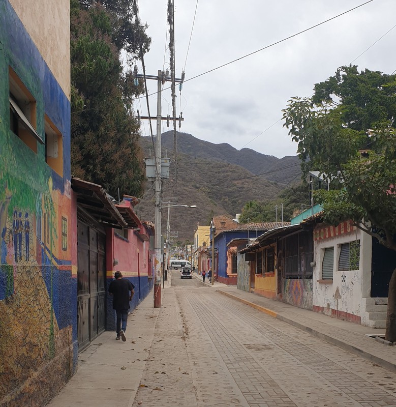 Ajijic - typical Ajijic street