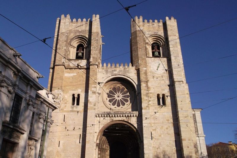 Lisbon Cathedral - Photo 1