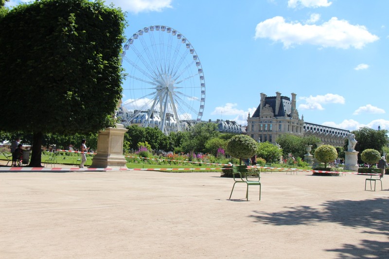 Tuileries Garden - Photo 1
