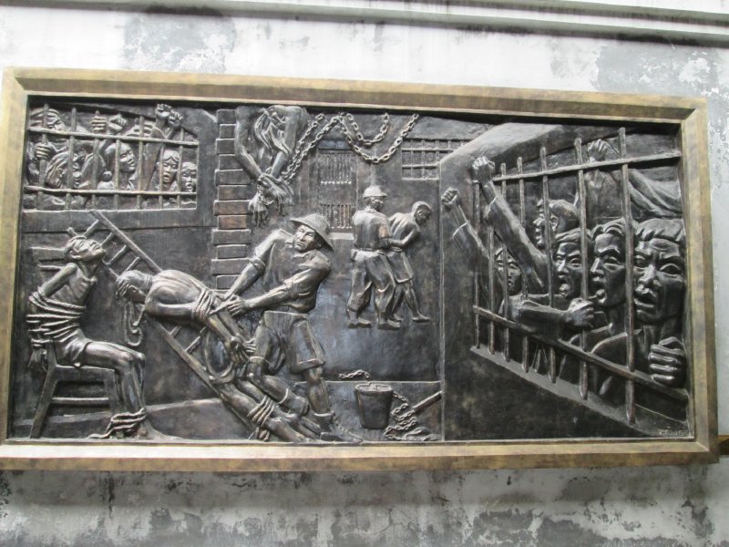 Hoa Lo Prison - Photo 1