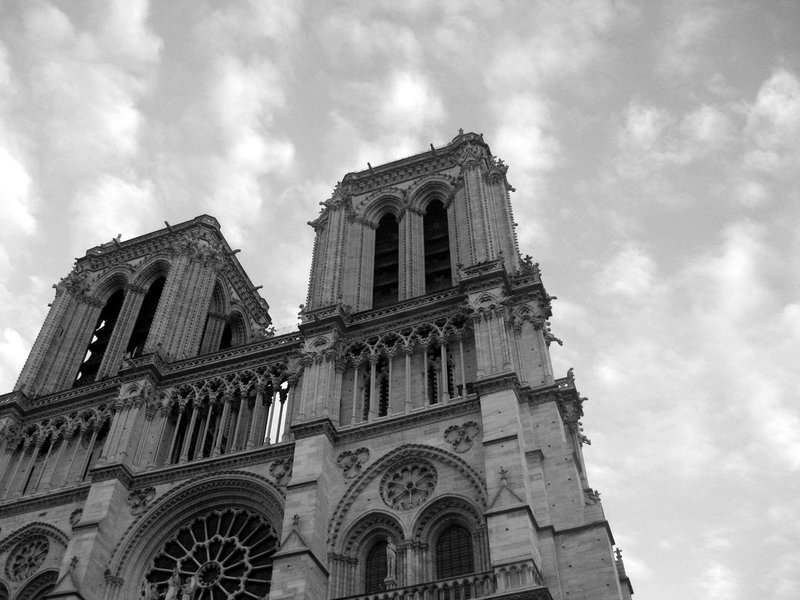 Notre Dame - Photo 1