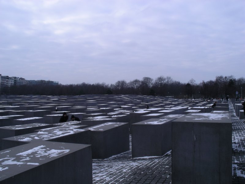 Memorial to the Murdered Jews of Europe - Photo 1