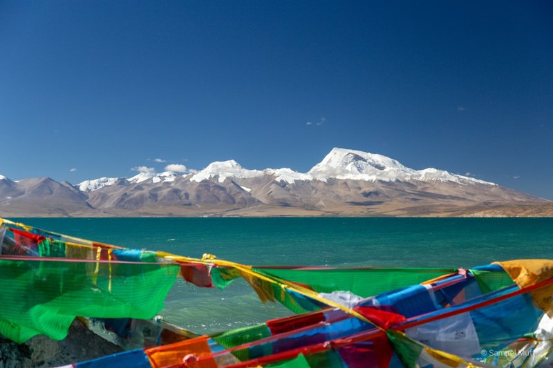 Lake Manasarovar and Gurla Mandhata (7694m)