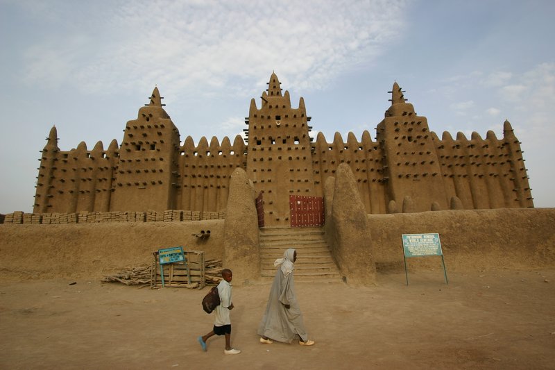 Sunrise in Djenné
