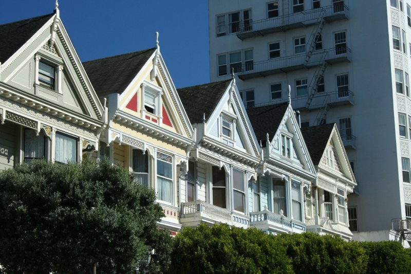 Painted Ladies - Photo 1