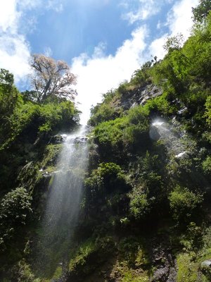 Waterfall at the end of Pipeline Trail