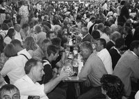 Beerhall @ Oktoberfest 2004