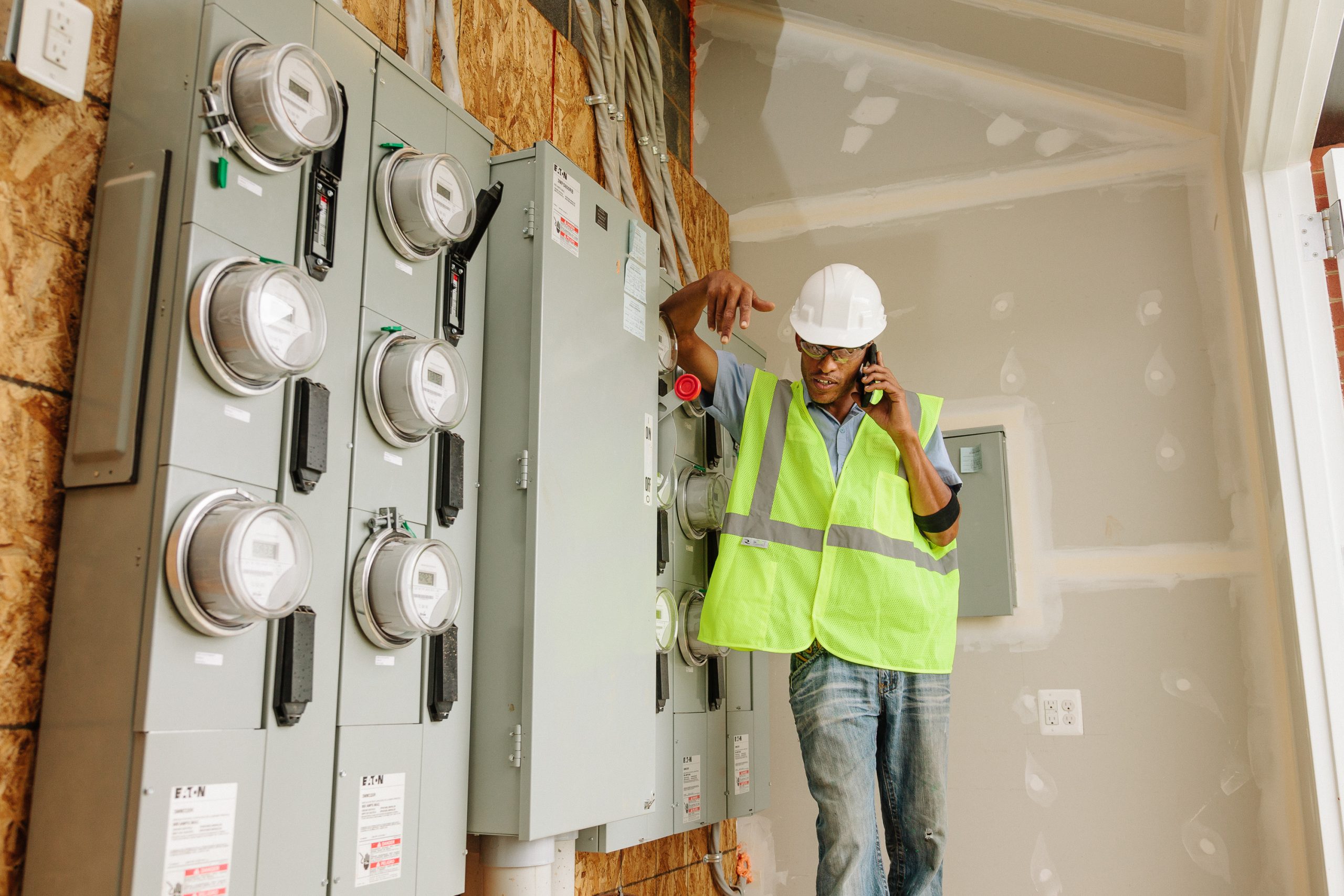 Common duties on the job of an electrician
