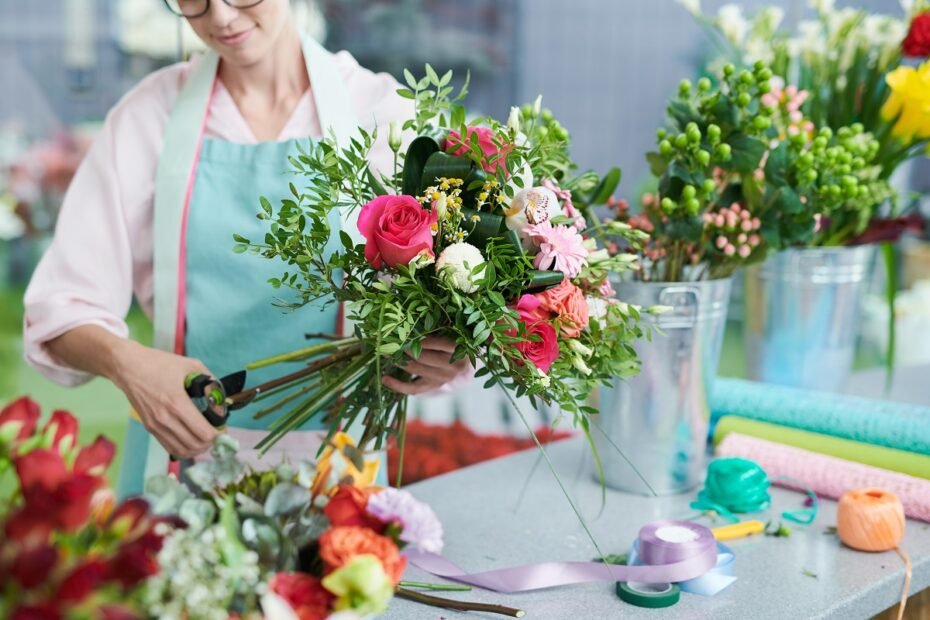 Using the online space for flowers delivery